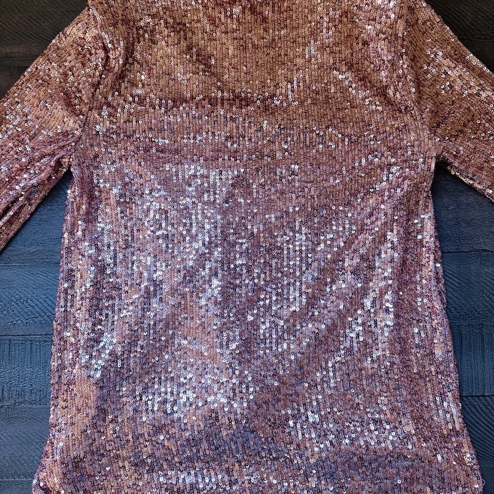 NWT Cable & Gauge Women’s Gold Sequin Twist Front Blouse XS - Picture 5 of 8
